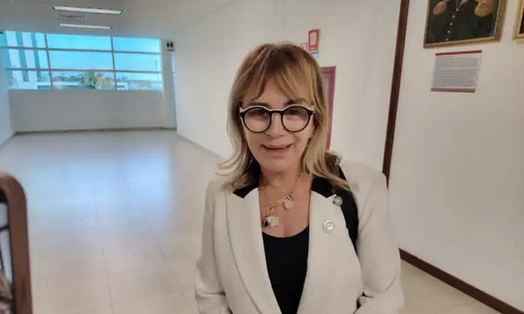 Magaly Deandar