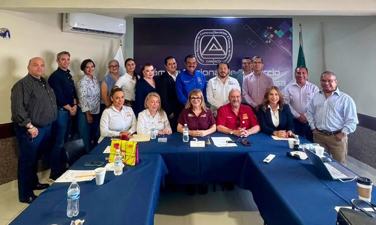 Magaly Deandar